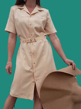 Charger l'image dans la galerie, Robe Noémie - Toute boutonnée, couleur saumon. Taille L, 40, 42