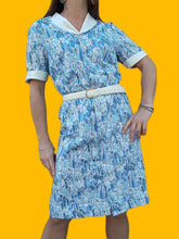 Charger l'image dans la galerie, Robe vintage Marjorie - Imprimé abstrait bleu. Taille S, 36, 38. Fabriqué en France