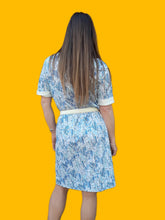 Charger l'image dans la galerie, Robe vintage Marjorie - Imprimé abstrait bleu. Taille S, 36, 38. Fabriqué en France