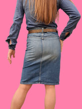 Charger l'image dans la galerie, Jupe "Seconde" Marthe - En jean fendue. Taille M, 38, 40. Sisley. Made in Rumania.