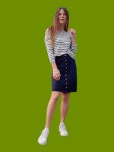Charger l'image dans la galerie, Jupe vintage Babeth - Bleu marine à boutons, coupe droite. Taille M, 38, 40. Made in France.
