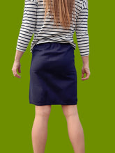 Charger l'image dans la galerie, Jupe vintage Babeth - Bleu marine à boutons, coupe droite. Taille M, 38, 40. Made in France.