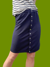 Charger l'image dans la galerie, Jupe vintage Babeth - Bleu marine à boutons, coupe droite. Taille M, 38, 40. Made in France.