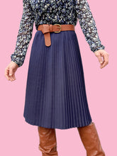 Charger l'image dans la galerie, Jupe vintage Faustine - Plissé soleil bleu marine. Taille XS, 34, 36. Made in France.