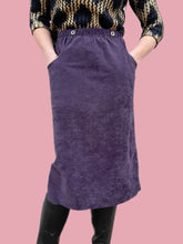 Charger l'image dans la galerie, Jupe vintage Amélina - Panne de velours violet. Taille S, 36, 38. Mikava. Made in France