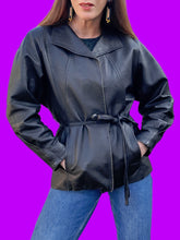 Charger l'image dans la galerie, Veste vintage Cassandre - Cuir noir. Taille M, 38, 40. Made in France.