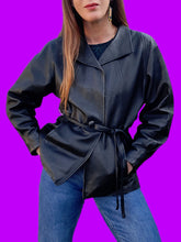 Charger l'image dans la galerie, Veste vintage Cassandre - Cuir noir. Taille M, 38, 40. Made in France.