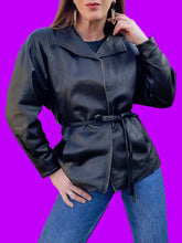 Charger l'image dans la galerie, Veste vintage Cassandre - Cuir noir. Taille M, 38, 40. Made in France.