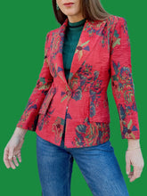 Charger l'image dans la galerie, Blazer vintage Joséphine - Jacquard fleuri rouge. Taille XS, 34, 36. Sassia - Calèche. Made in France.