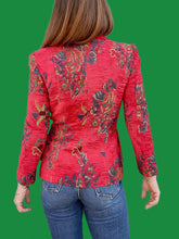 Charger l'image dans la galerie, Blazer vintage Joséphine - Jacquard fleuri rouge. Taille XS, 34, 36. Sassia - Calèche. Made in France.