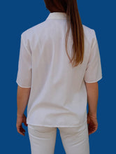 Charger l'image dans la galerie, Chemisette vintage Romane - Blanche à rayures. Taille XXL, 44, 46. Made in France