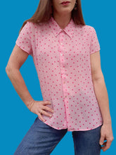 Charger l'image dans la galerie, Chemisette vintage Virginie - Rose à pois. Taille M, 38, 40. Cacharel. Made in France