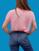 Charger l'image dans la galerie, Chemisette vintage Virginie - Rose à pois. Taille M, 38, 40. Cacharel. Made in France