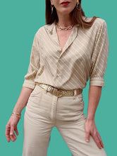 Charger l'image dans la galerie, Chemisette vintage Alice - Rayée beige et blanche. Taille S, 36, 38. Julien Paris. Made in France