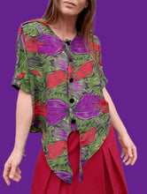 Charger l'image dans la galerie, Blouse vintage Miranda - Fleurie à nouer. Taille XXL, 44, 46. Sunshine.