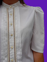 Charger l'image dans la galerie, Chemisier vintage Zaïa - Blanc à plumetis irisés. Taille M, 38, 40