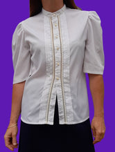 Charger l'image dans la galerie, Chemisier vintage Zaïa - Blanc à plumetis irisés. Taille M, 38, 40