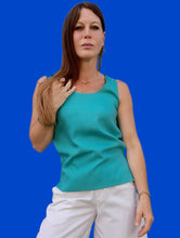 Charger l'image dans la galerie, Top vintage Bella - Turquoise. Taille XS, 34,36. Fabriqué en France