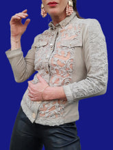 Charger l'image dans la galerie, Veste" Seconde" Maureen - Broderies et dentelle beige. Taille S, 36, 38. Elisa Cavaletti. Made in Italy