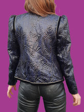 Charger l'image dans la galerie, Veste vintage Lola - Imprimé cachemire bleu brillant. Taille S, 36, 38. Trockenreinigung. Made in France