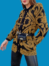 Charger l'image dans la galerie, Cardigan vintage Charline - Volutes moutarde et noir. Taille M, 38, 40.