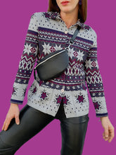 Charger l'image dans la galerie, Cardigan vintage Elvire - Flocons de neige et étoiles en laine. Taille M, 38, 40. Devernois