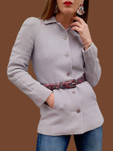 Charger l'image dans la galerie, Veste vintage Edna - Parme. Taille XS, 34, 36. Bazar Christian Lacroix. Made in France.