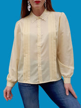 Charger l'image dans la galerie, Chemisier vintage Victoire - Jaune pâle. Col brodé. Taille L, 40, 42. Made in France.