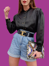 Charger l'image dans la galerie, Chemisier vintage Armance - Noir à double boutonnage. Taille M, 38, 40.