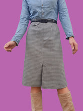 Charger l'image dans la galerie, Jupe vintage Belinda - Pure laine et carreaux vichy bleus et blancs.Taille XS, 34, 36. Gor-Ray. Made in UK