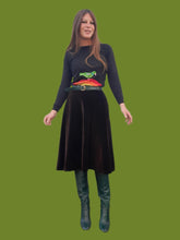 Charger l'image dans la galerie, Jupe vintage Marjorie - Velours marron. Taille XS, 34, 36. Guy Laroche. Made in France.