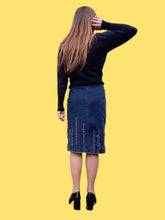 Charger l'image dans la galerie, Jupe en jean "Seconde" Elsa - Denim à frange. Fendue. Taille L, 40, 42. Trusardi Jeans. Made in Italy.