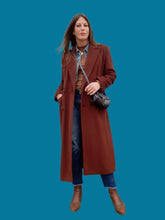 Charger l'image dans la galerie, Manteau vintage Meredith - En laine et cachemire marron chocolat. Taille M, 38, 40. Franck et Fils.