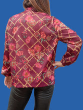 Charger l'image dans la galerie, Chemisier vintage Paula - Violet imprimé chaînes et fleurs. Taille S, 36, 38
