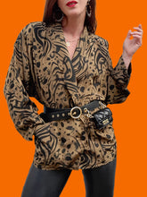 Charger l'image dans la galerie, Veste vintage Ysaline - Croisée à imprimé animalier. Taille XXL, 44, 46. Made in France