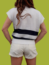 Charger l'image dans la galerie, Pull d'été vintage Claudia - Marinières à manches courtes. Taille M, 38, 40. Grand Marine.