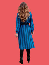 Charger l'image dans la galerie, Robe vintage Abelle - A rayures bleues. Taille S, 36, 38. Jean Biolay. Made in France