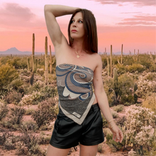 Charger l'image dans la galerie, Foulard vintage Morgan - En pure soie. Volutes. Lanvin Paris. Made in France.