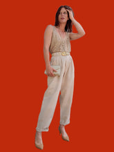 Charger l&#39;image dans la galerie, Pantalon vintage Léna - Chino beige en lin et coton. Taille L, 40, 42. By Mélissa. Made in France
