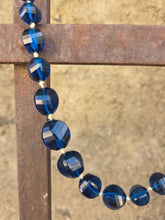 Charger l'image dans la galerie, Collier sautoir Marina - Perles Facettées Bleu Cobalt.  Style Chapelet

