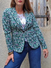 Charger l'image dans la galerie, Veste 'Seconde' Camille - Liberty vert, noir, blanc et rose. Taille S ou 36, 38. ICHI. Made in China
