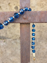 Charger l'image dans la galerie, Collier sautoir Marina - Perles Facettées Bleu Cobalt.  Style Chapelet
