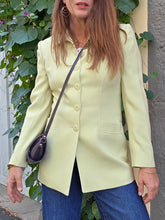 Charger l'image dans la galerie, Blazer long vintage Béatrix - Vert anis. Taille S, 36, 38. Surabaya. Made in France
