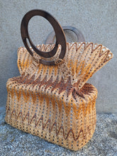 Charger l&#39;image dans la galerie, Panier Géraldine- En fibres naturelles. Tressage ajouré et ondulé.
