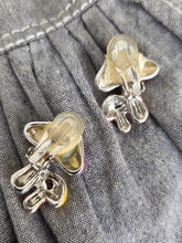 Charger l'image dans la galerie, Boucles d'oreilles Fanny - Duo de champignons - Pop &amp; Fantaisie en émail peint
