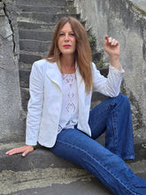 Charger l'image dans la galerie, Veste vintage Lucia - Denim chic blanc. Taille M, 38, 40. Eva Tralala. Made in France
