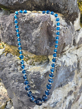 Charger l'image dans la galerie, Collier sautoir Marina - Perles Facettées Bleu Cobalt.  Style Chapelet
