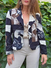 Charger l'image dans la galerie, Blazer 'Seconde' Sophie - Imprimé artistique représentant des portraits de femmes à chapeaux. Taille M, 38, 40. Carling
