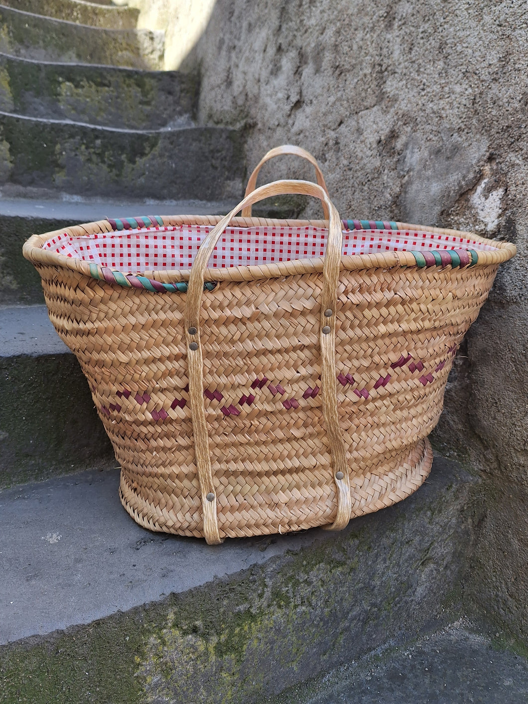 Grand panier Audrey - En osier tressé. Intérieur doublé vichy.