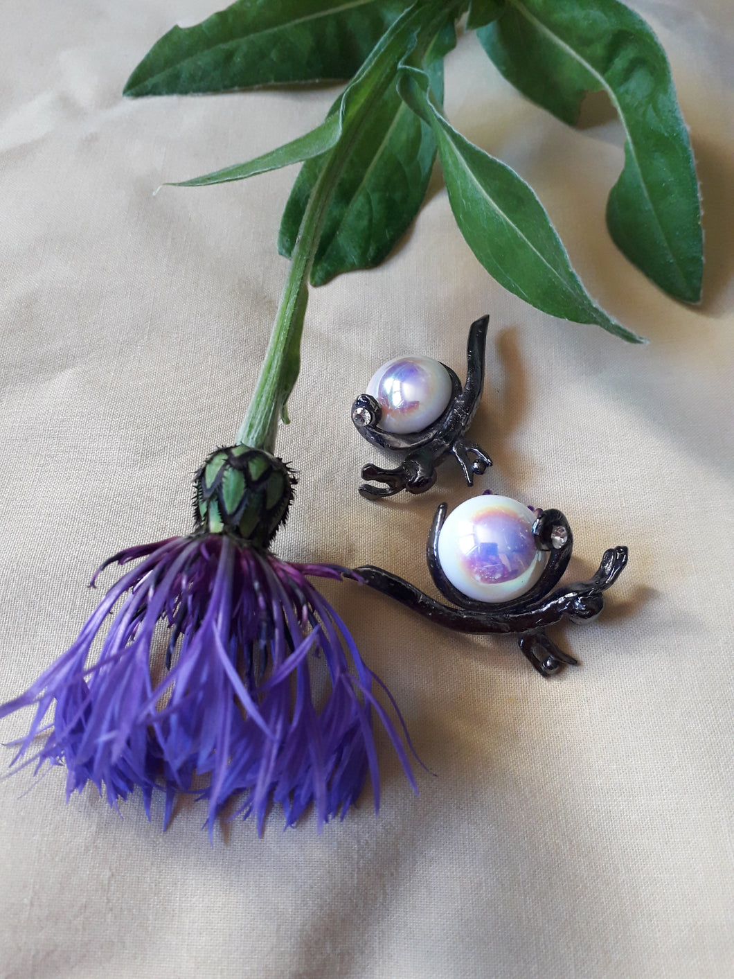 Boucles d'oreilles vintage - Métal. A clips.